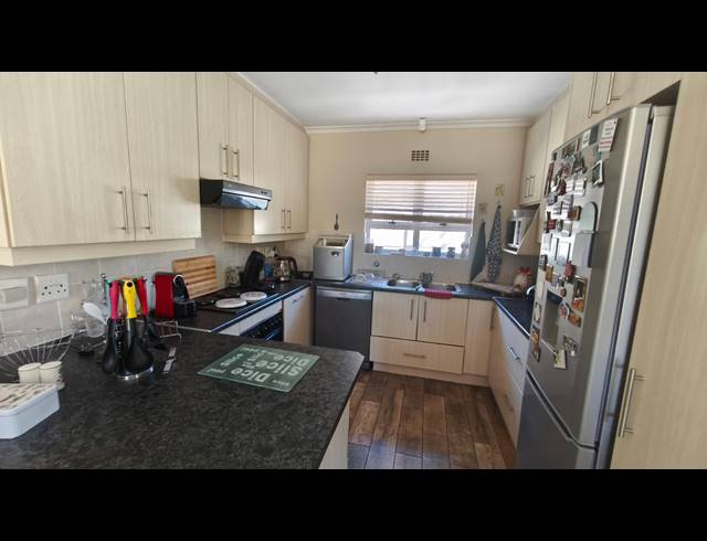 3 BEDROOM FREESTANDING FOR SALE IN SUNNINGDALE